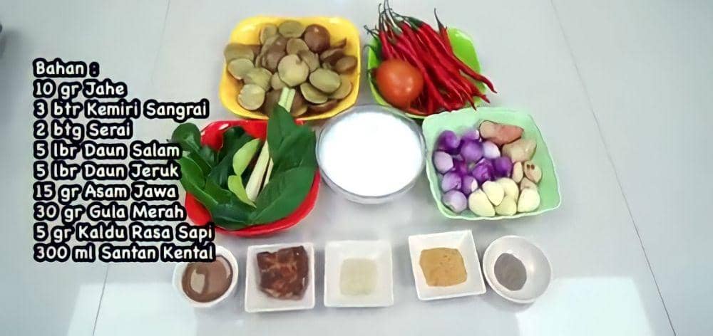 bahan dan bumbu yang dibutuhkan (youtube.com/Eddy Siswanto)
