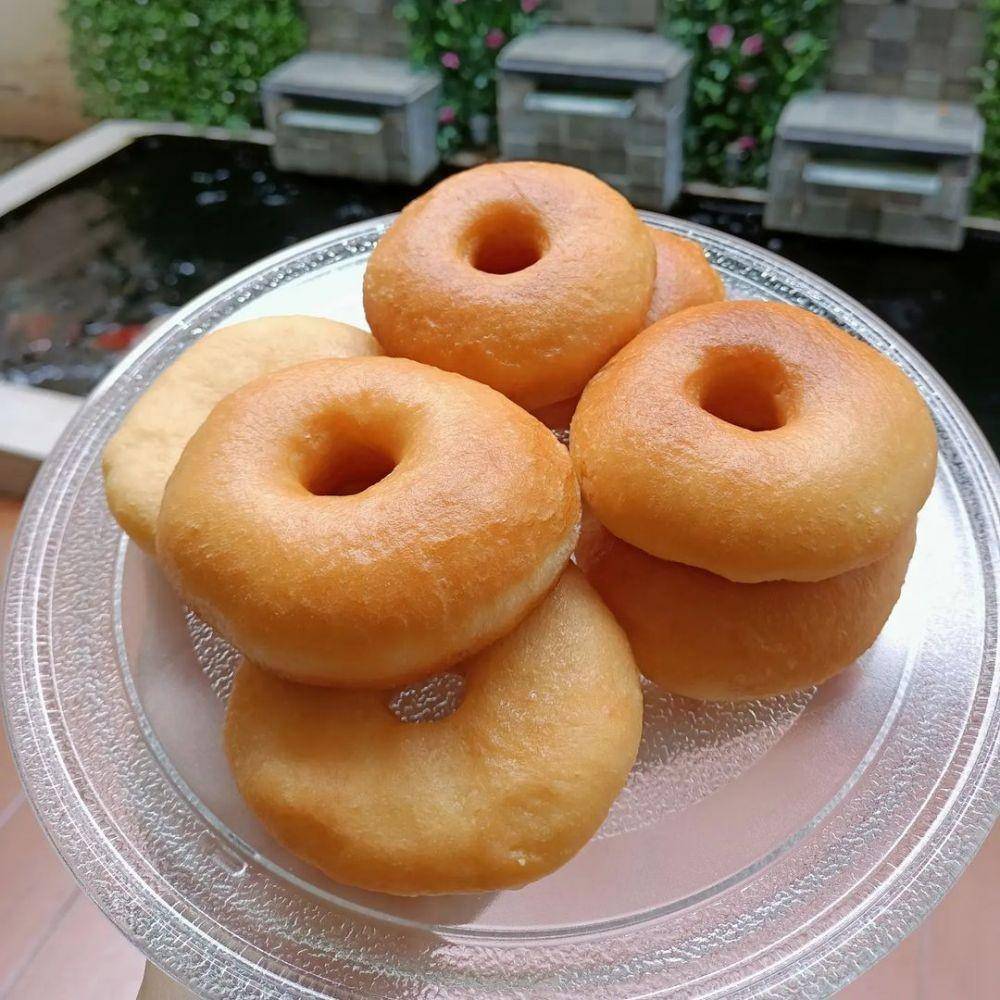 ilustrasi donat maizena (instagram.com/mina_mariia)