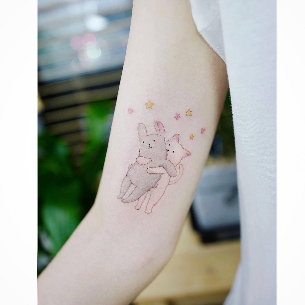 potret tato minimalis (instagram.com/tattooist_banul)