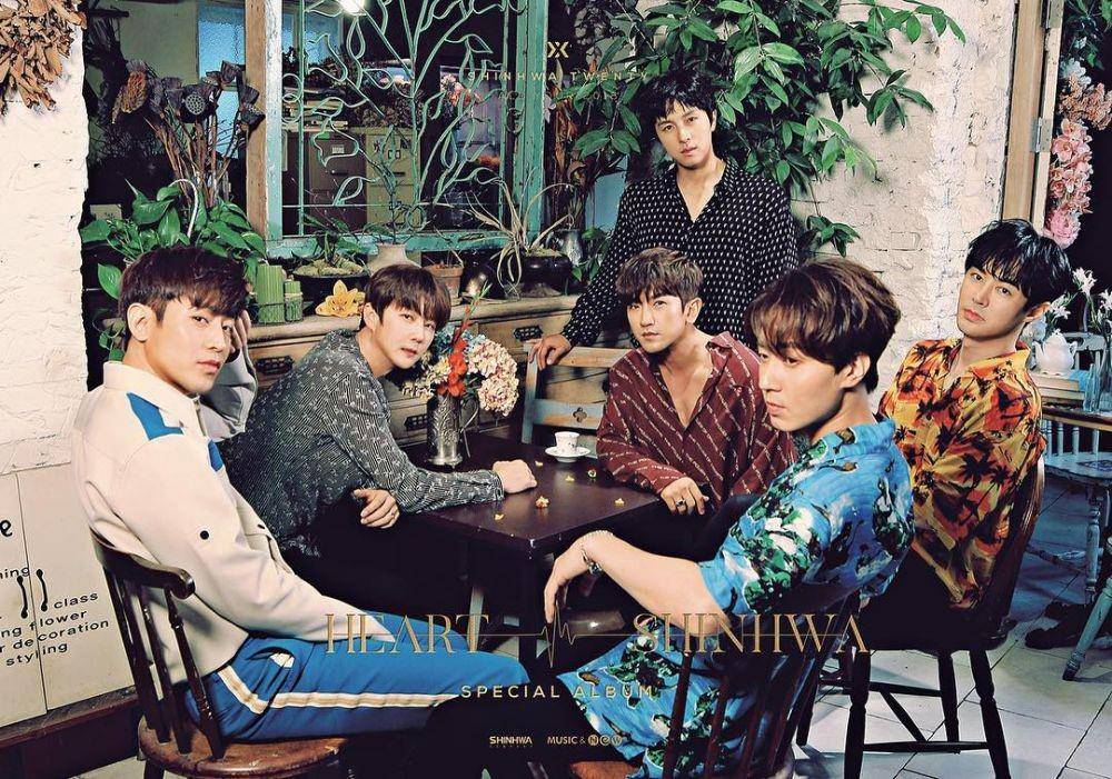 idol grup legendaris, Shinwa (instagram.com/shinhwa_official)