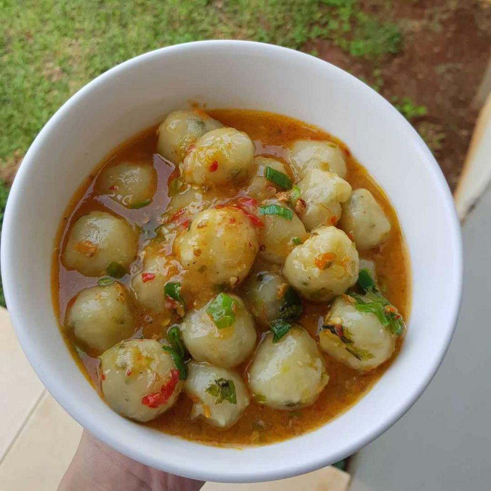 Resep Cilok Kuah Pedas Camilan Sedap yang Bikin Mood Bangkit