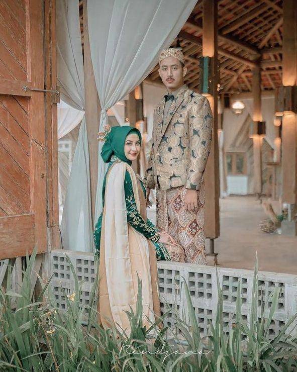 OOTD Couple Shania Indriani (instagram.com/shaniaindryn)