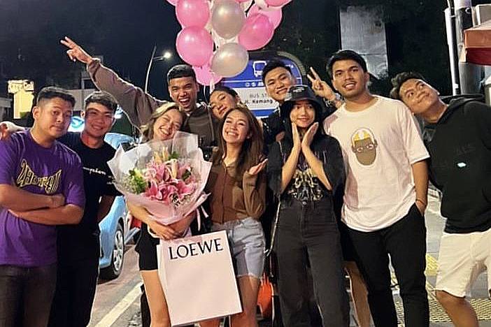 Kejutan ultah Rebecca Klopper (instagram.com/fadlyfsl_)