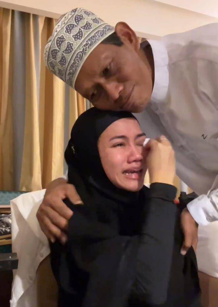 potret Yura Yunita saat umrah (instagram.com/yurayunita)