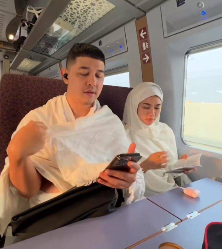 potret Yura Yunita saat umrah (instagram.com/yurayunita)