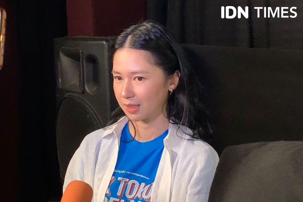 Adegan Romantis, Laura Basuki Gak Enak Hati sama Istri Ernest Prakasa