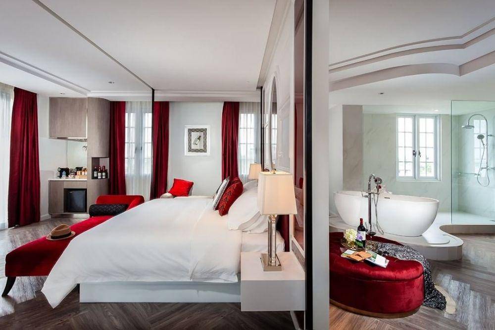 kamar di La Seine Hotel (instagram.com/laseine_hotel)