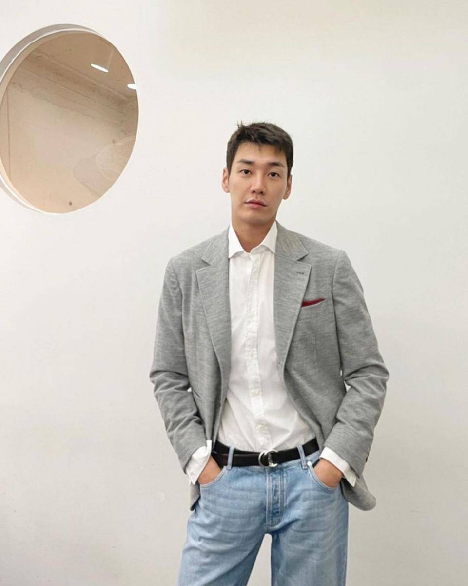potret aktor Kim Young Kwang pemain drama Somebody (instagram.com/aksakfn12)