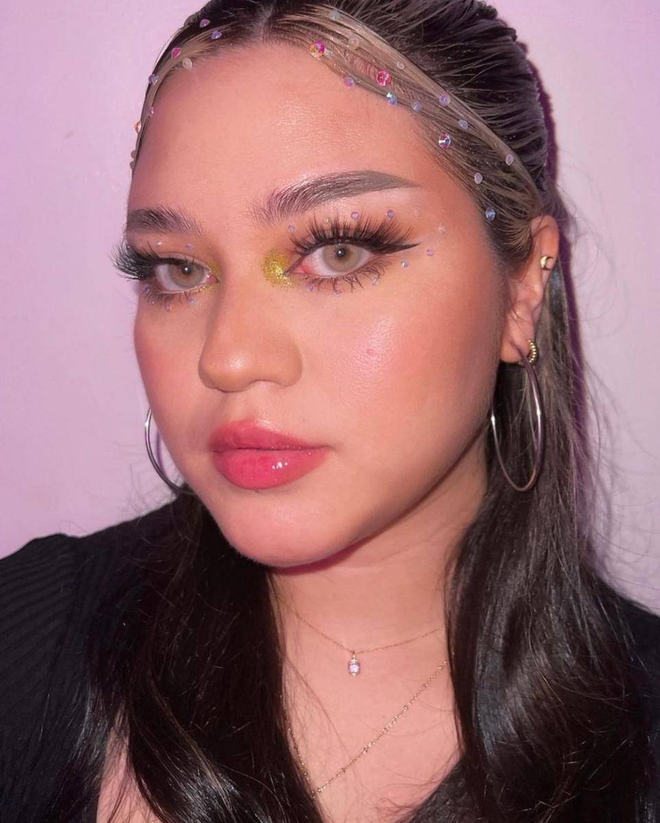 Arabian makeup looks ala Sarah Ayu (instagram.com/sarahayuh_)