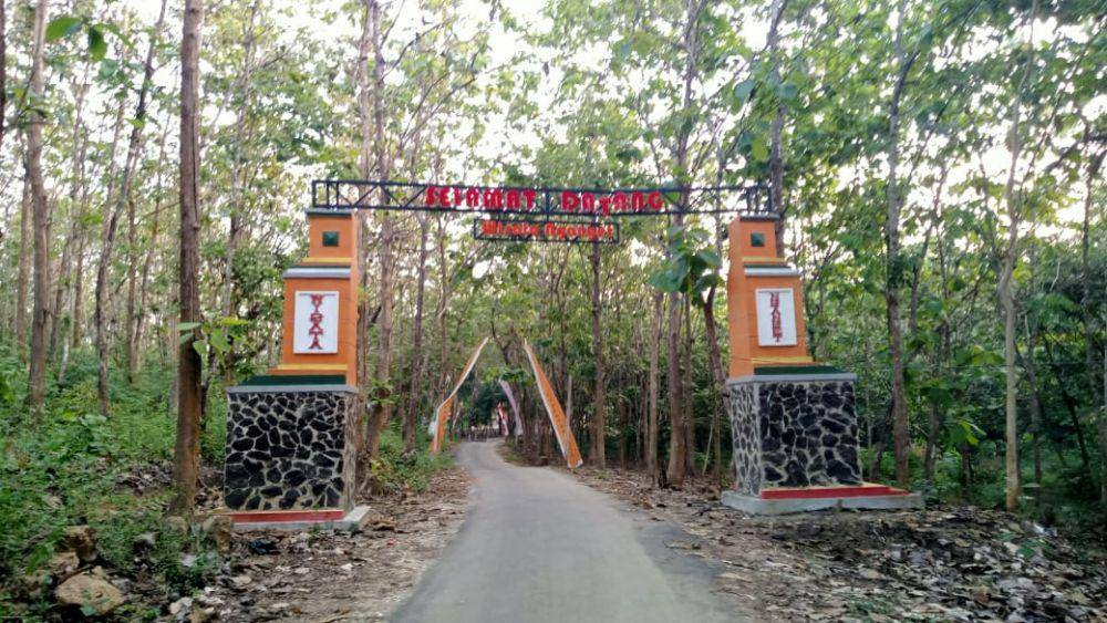 wisata pemandian air panas Nganget di Desa Sidorejo, Kecamatan Kenduruan, Tuban. Dok Istimewa