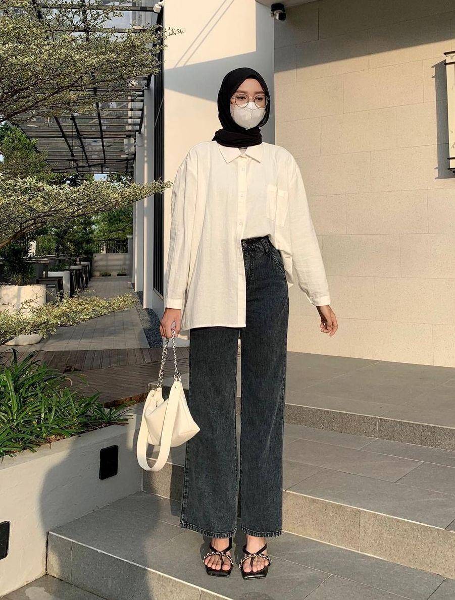 Padu padan jeans style hijab (instagram.com/lutvy_putri)