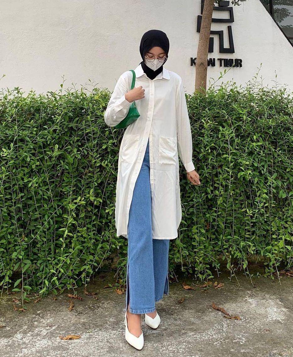 Padu padan jeans style hijab (instagram.com/lutvy_putri)