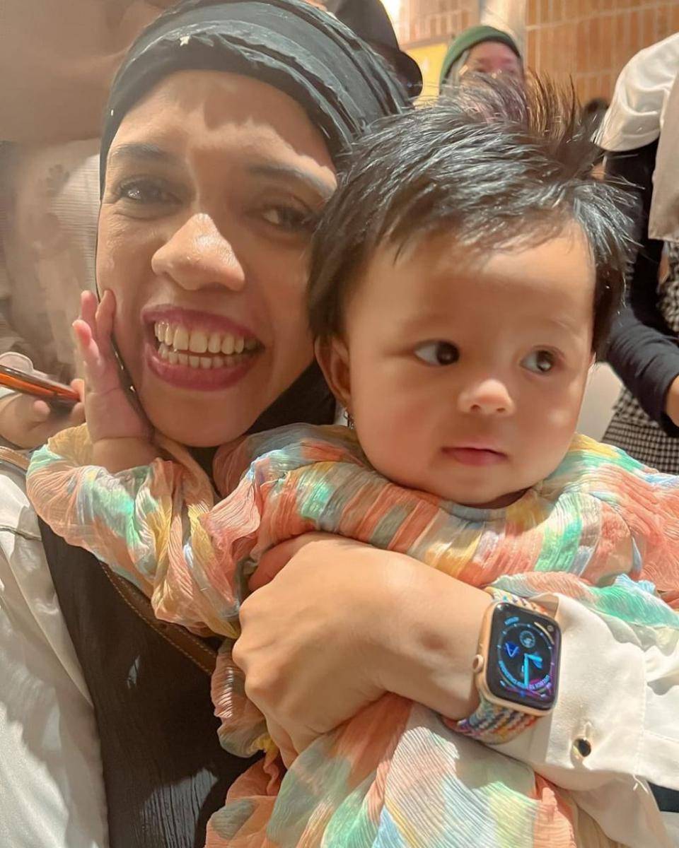 potret Ameena Hanna Nur Atta bersama kakek dan nenek (instagram.com/genifaruk)