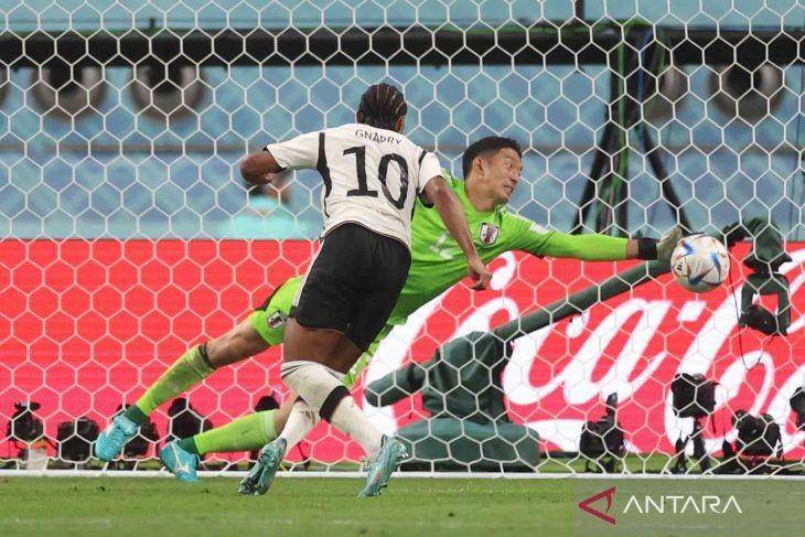 Jepang kalahkan Jerman di Piala Dunia 2022. (ANTARA FOTO/REUTERS/Lee Smith)