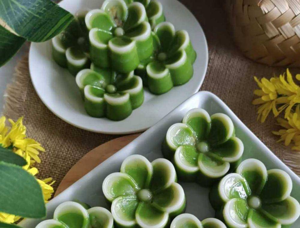 nagasari pandan isi pisang (instagram.com/elvynnofianti)