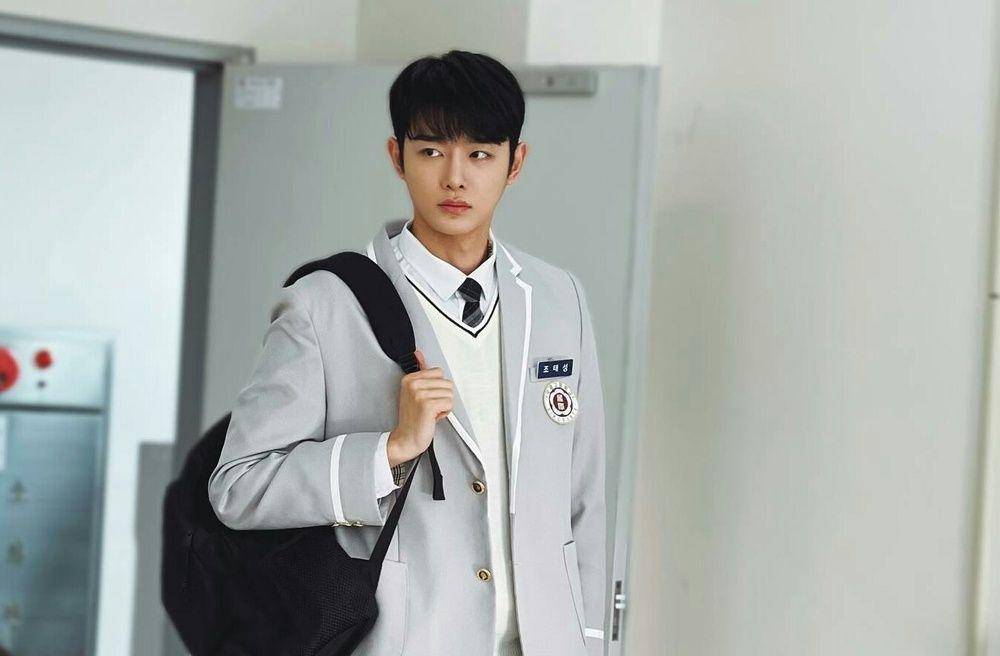 Kang Hui (instagram.com/kanghui_)