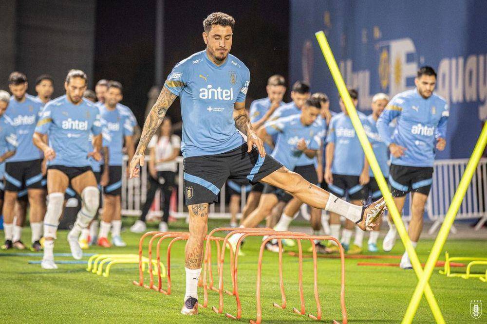 suasana latihan TImnas Uruguay di Qatar (instagram.com/aufoficial)