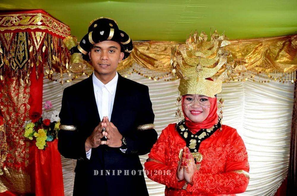 ilustrasi pakaian adat batak angkola (instagram.com/visitsipirok)
