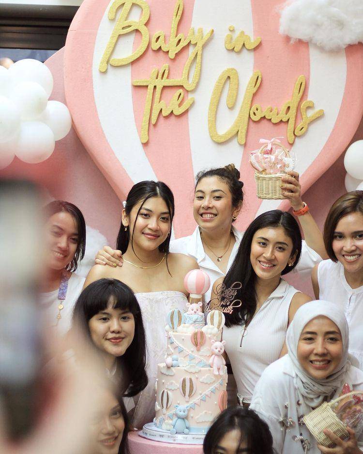 baby shower Canti Tachril (instagram.com/cantitachril)
