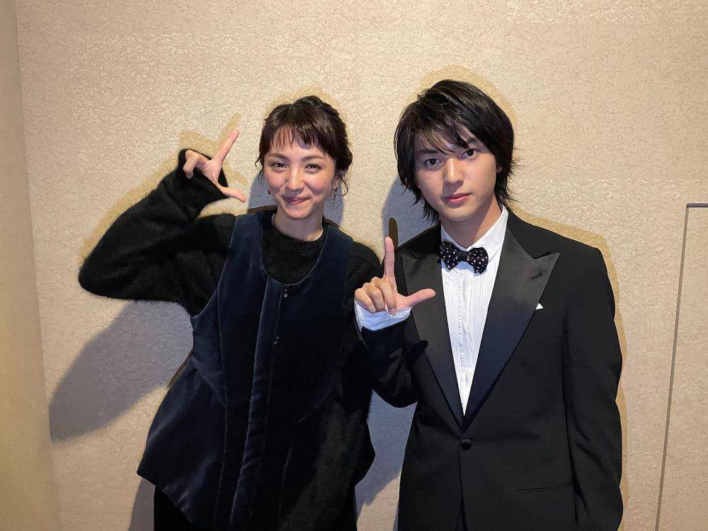 Mitsushima Hikari dan Araki Towa (Instagram.com/towa_araki_/)