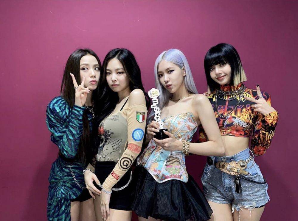 BLACKPINK (twitter.com/BLACKPINK)
