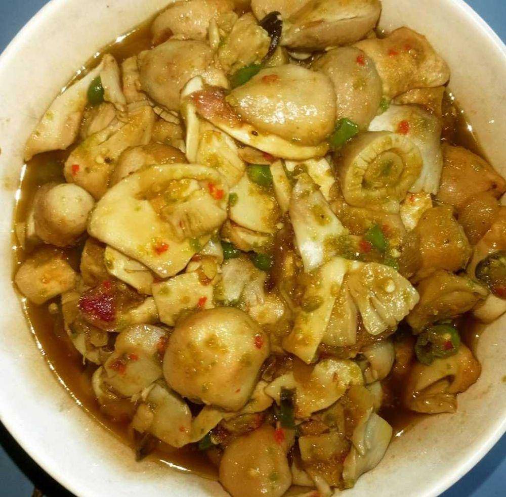 tumis tahu jamur (instagram.com/@wayan_rika_pratiwi)