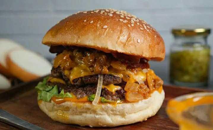 Mari Merapat! Ini 5 Spot Makan Burger Terlezat di Bogor