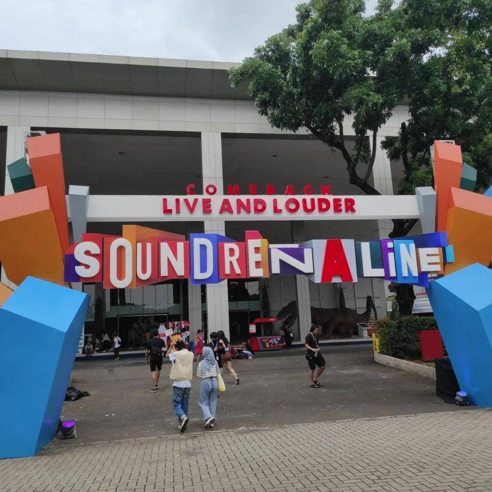 Suasana gerbang utama Soundrenaline 2022 (Instagram.com/alfiaan.dy)