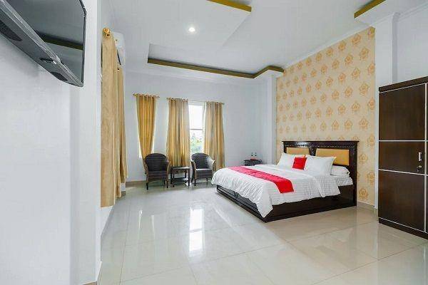 RedDoorz Syariah near Simpang Sekip Palembang (google.com/maps/hotels.com)