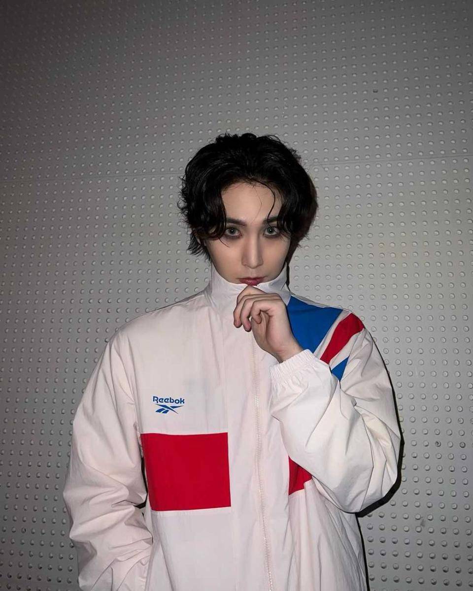 Shinwon PENTAGON. (ig/goprofashional)
