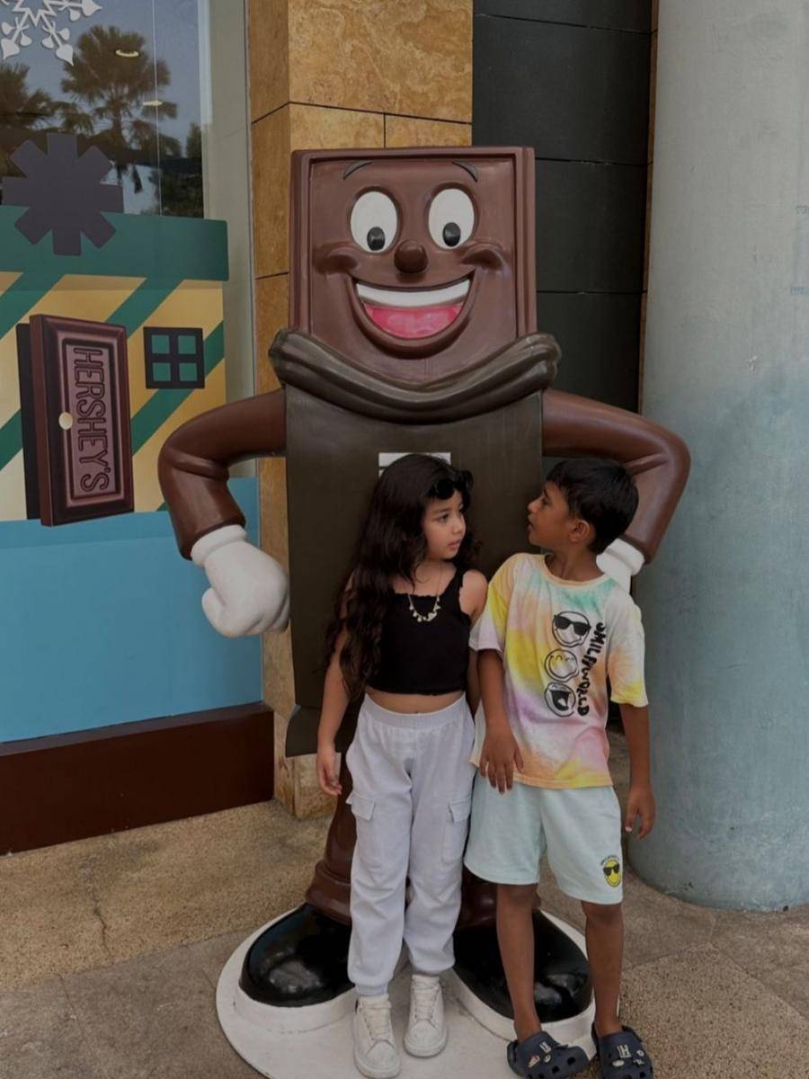 Momen birthday trip Miwa (instagram.com/hassanalaydrus)