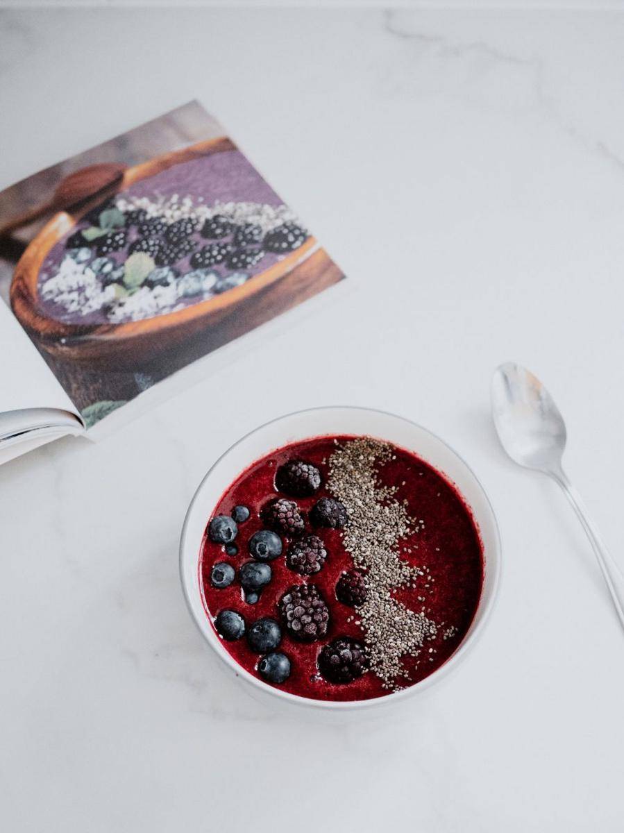 Ilustrasi beetroot smoothie | pexels.com/LisaFotios