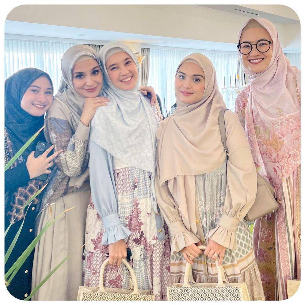 potret Nadzira Shafa dan artis lain (instagram.com/dhiniaminarti)
