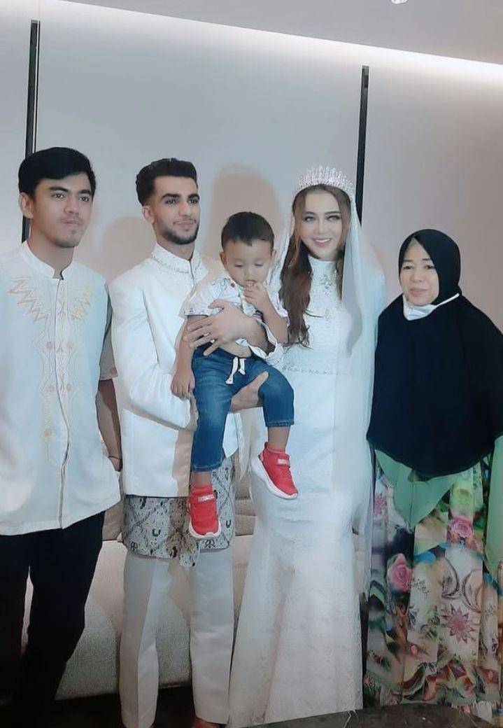 potret pernikahan Ratu Rizky Nabila dan Ibrahim (instagram.com/raturn)
