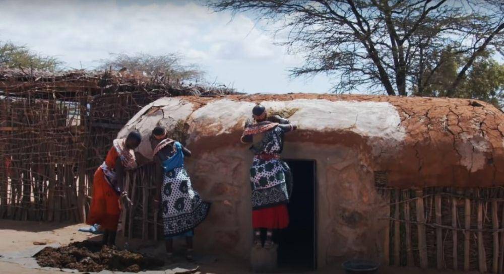 Rumah Manyatta (youtube.com/Nas Daily)