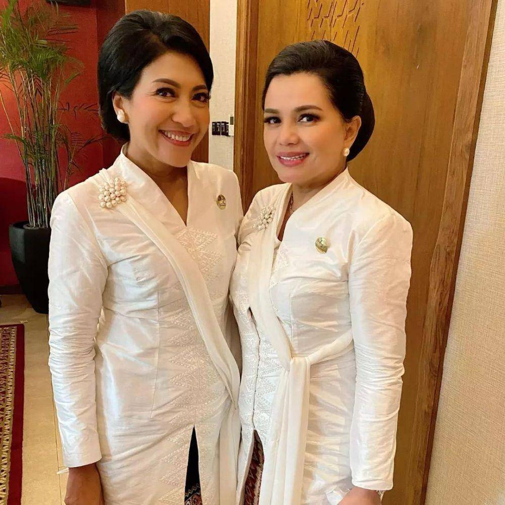 Kebaya Hetty Andika (instagram.com/hettyandika)