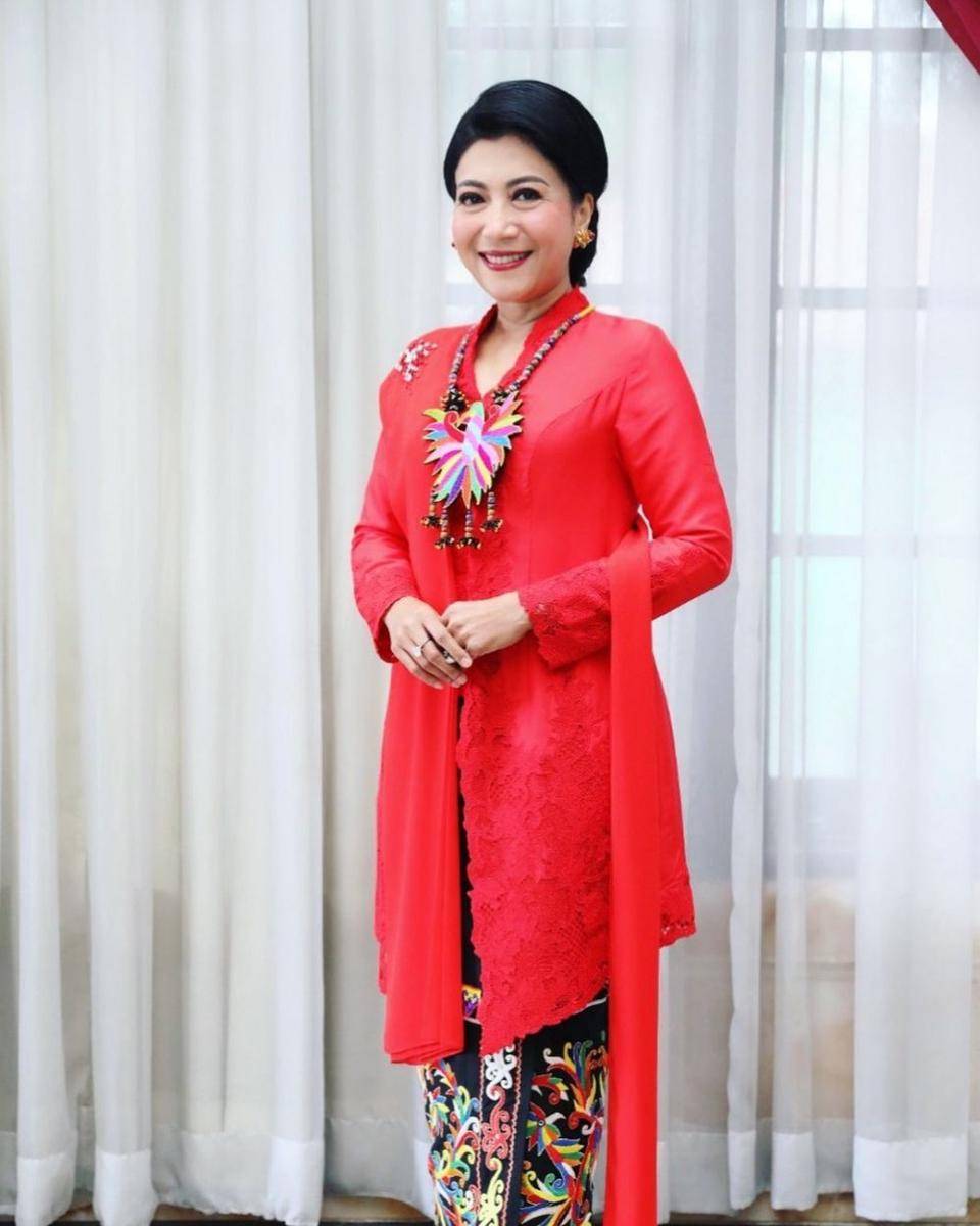 Kebaya Hetty Andika (instagram.com/andika_hetty)