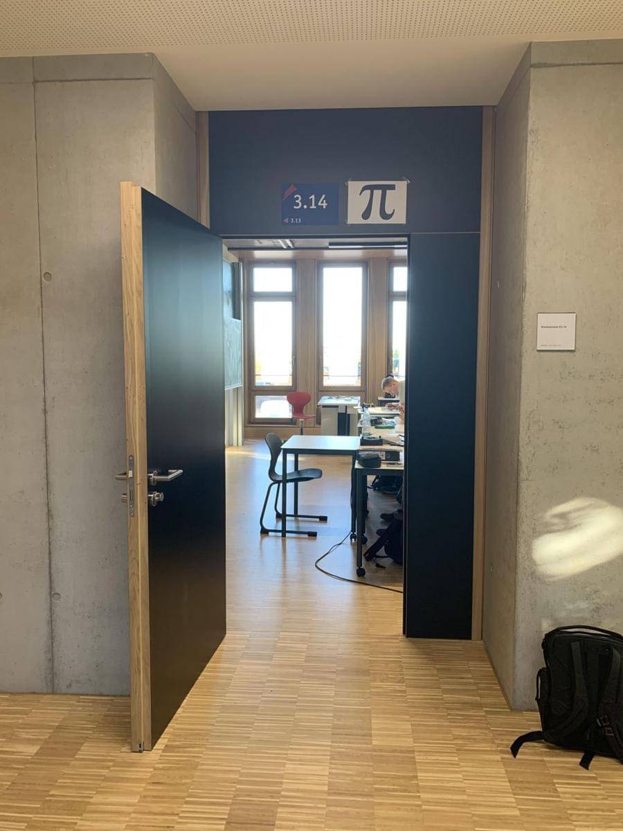 potret vandalisme kocak (reddit.com/user/Niggulas)