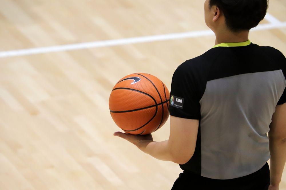 5 Perlengkapan Wasit Bola Basket, Catat!