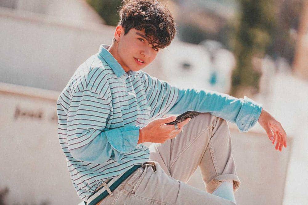 5 Renungan buat Kamu yang Punya Banyak Akun Medsos, Apa Tujuannya?