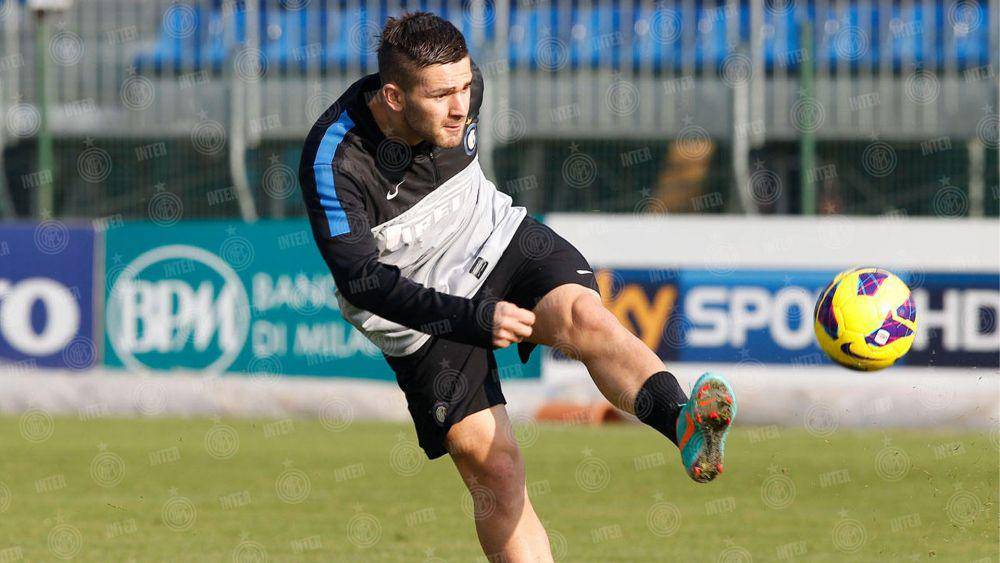 Aksi Marko Livaja pada sesi latihan Inter Milan. (twitter.com/inter)