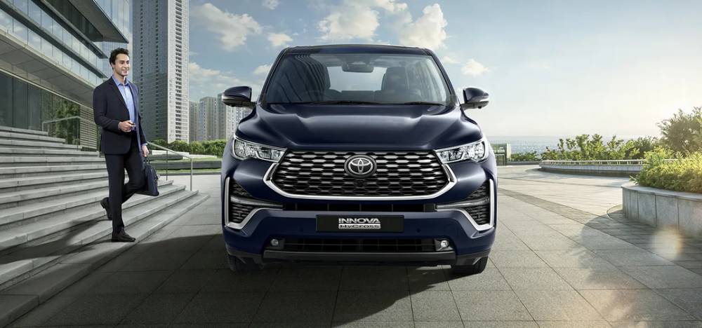 Toyota Innova Hycross meluncur di India (dok. Toyota)