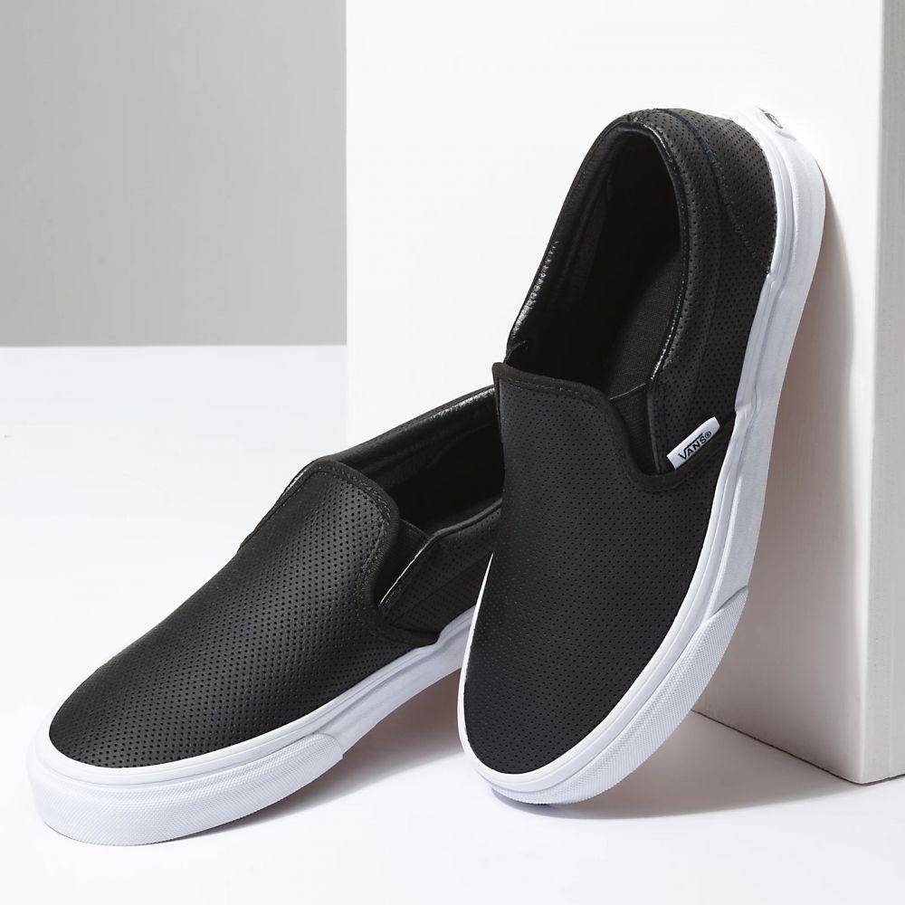Ilustrasi slip-on dengan warna netral (vans.com)