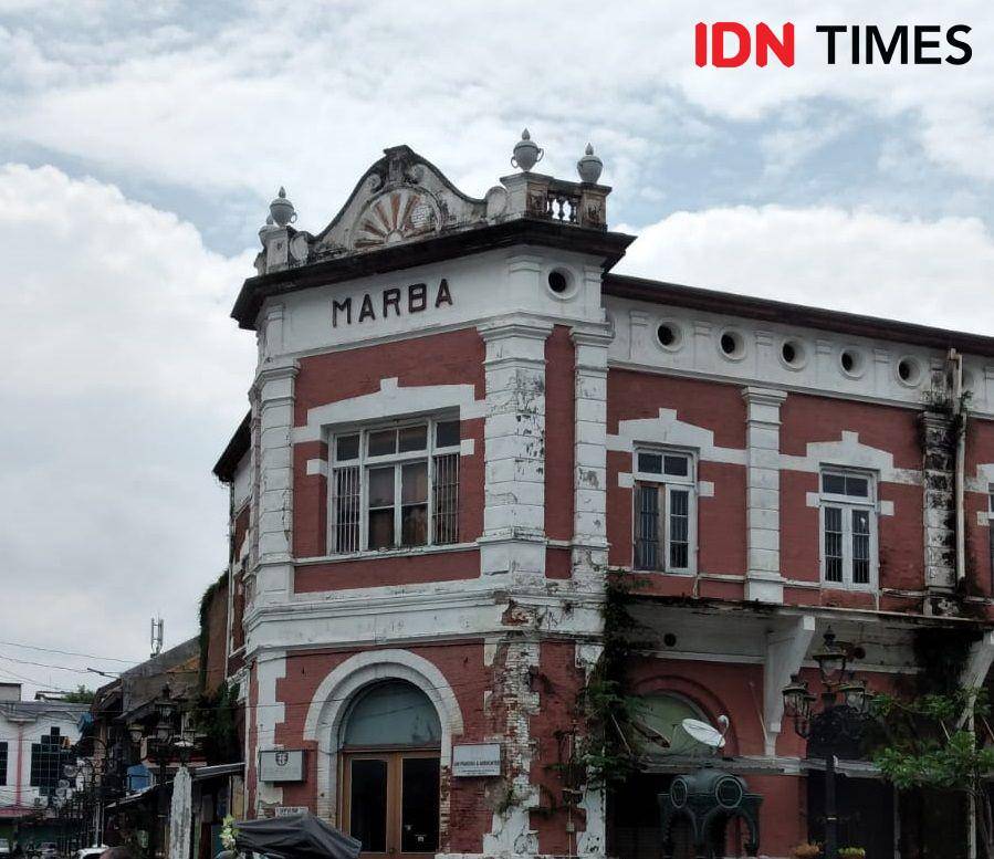 Gedung Marba di Kota Lama Semarang (IDN Times/Dhiya Awlia Azzahra)