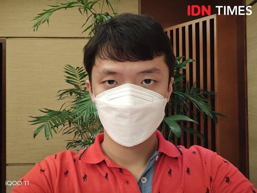 hasil tangkapan kamera depan iQOO 11 (IDN Times/Alfonsus Adi Putra)