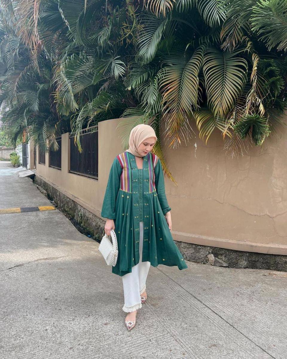 Dwi Handa (instagram.com/dwihandaanda)