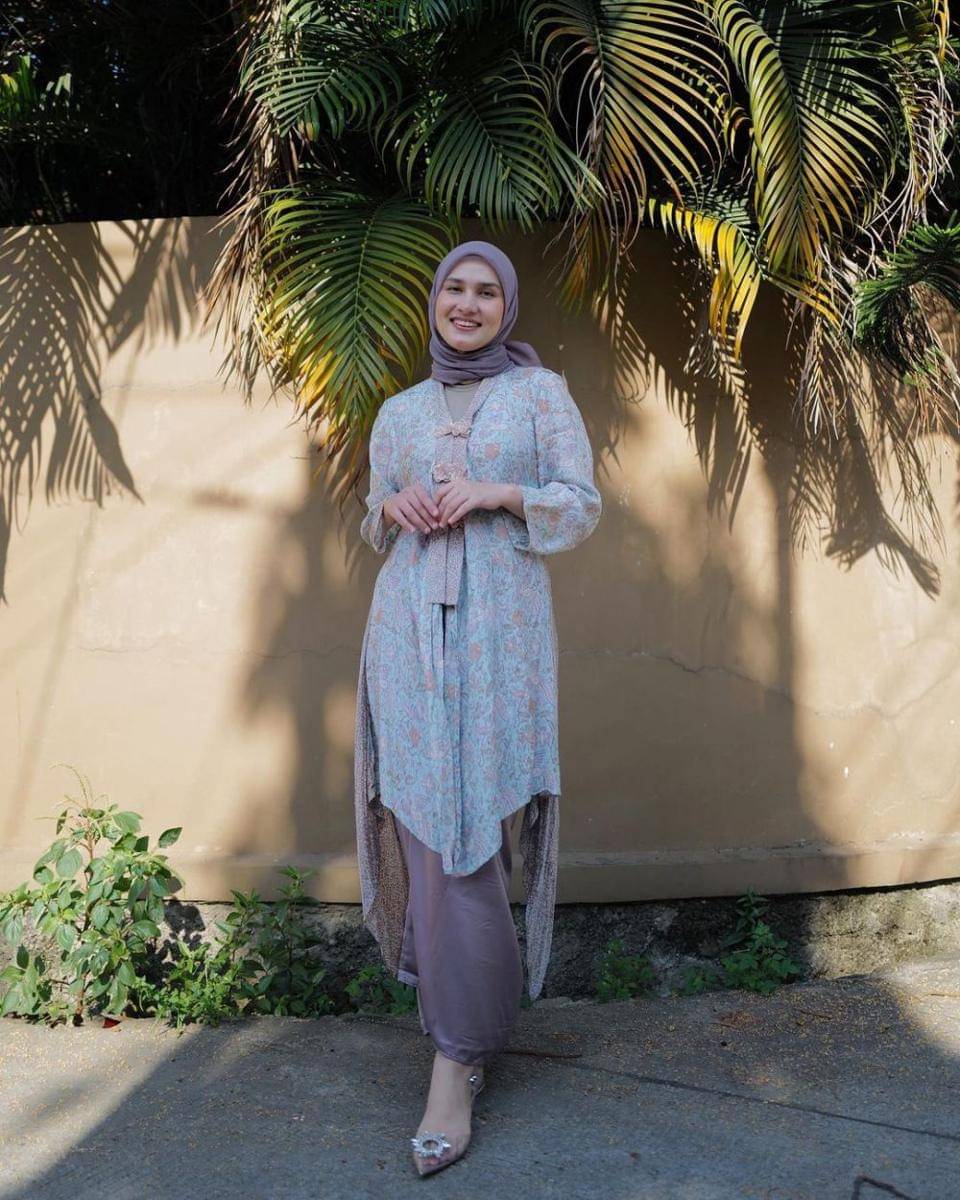 Dwi Handa (instagram.com/dwihandaanda)