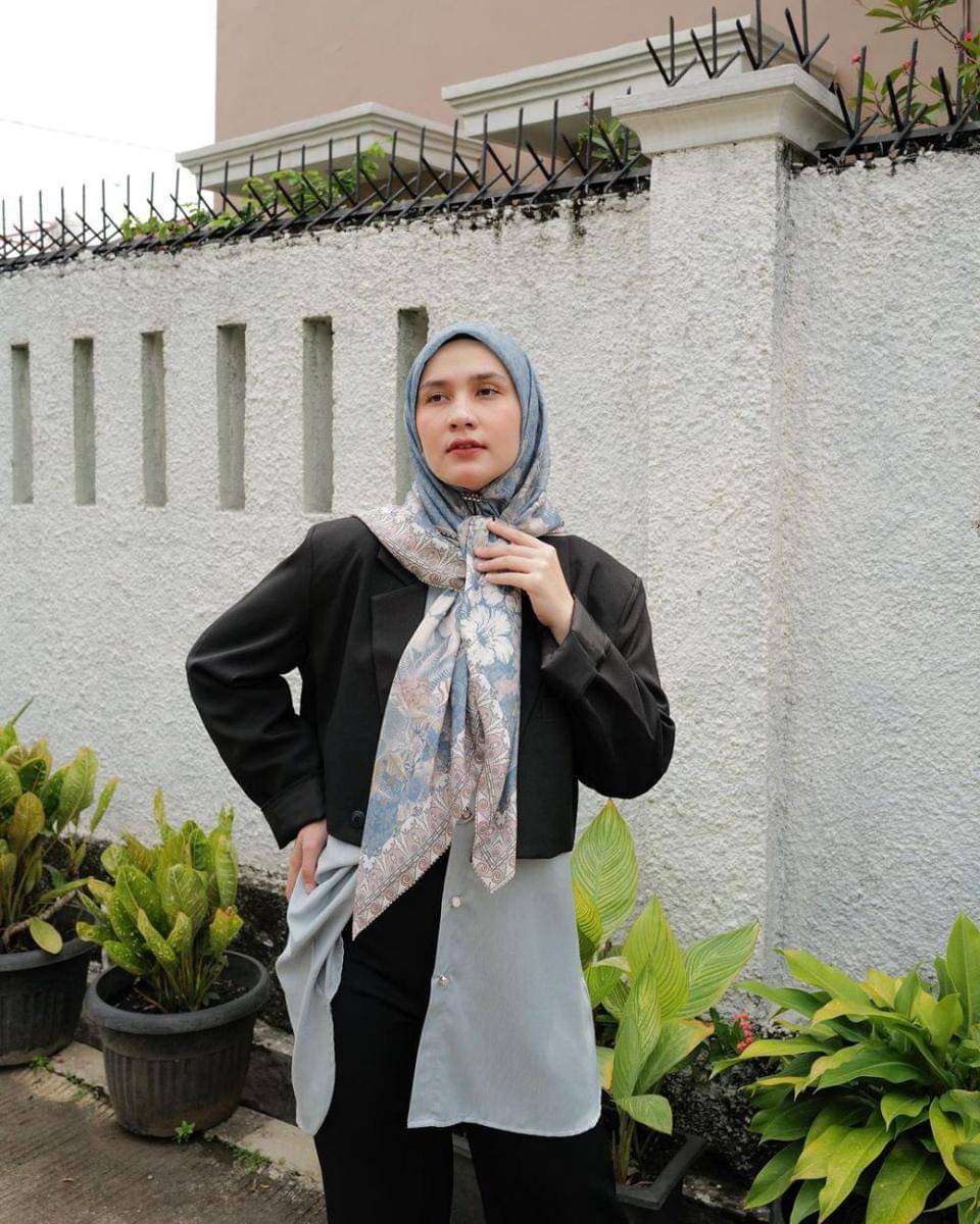 Dwi Handa (instagram.com/dwihandaanda)