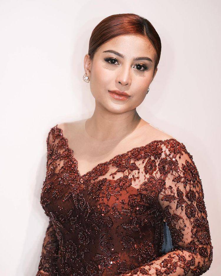 ilustrasi kebaya Asky Febrianti (instagram.com/Askyfebrianti)