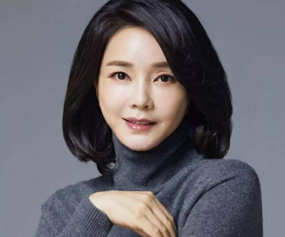 Kim Keon Hee yang awet muda (Instagram.com/kkhdebeaute)